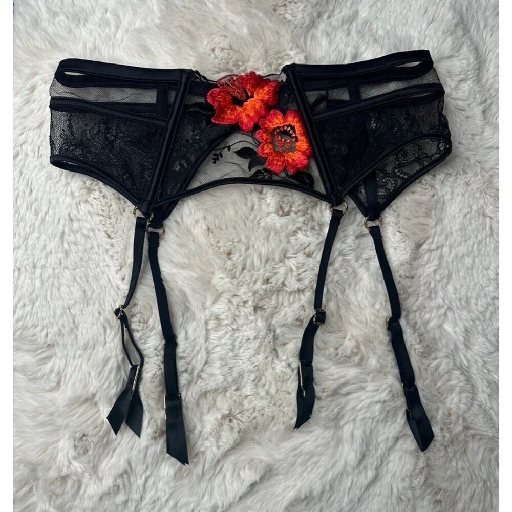 Honey Birdette CHELSEA🖤 Black Red Floral Garter Suspender Belt Small